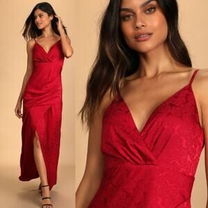 Lulus Party Perfectly‎ Primped Wine Red Floral Satin Jacquard Maxi Dress Size S
